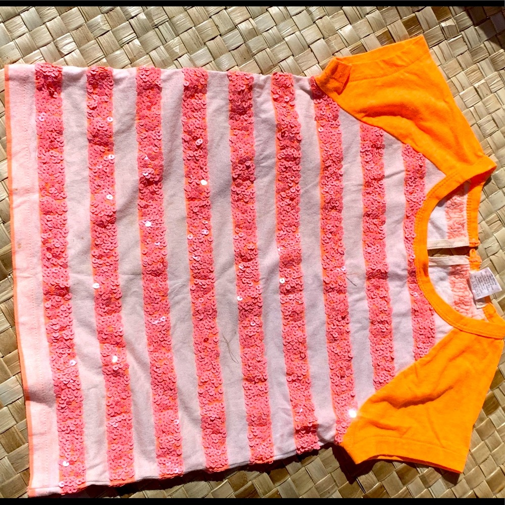 Little girls crew cut tee shirt with glitter